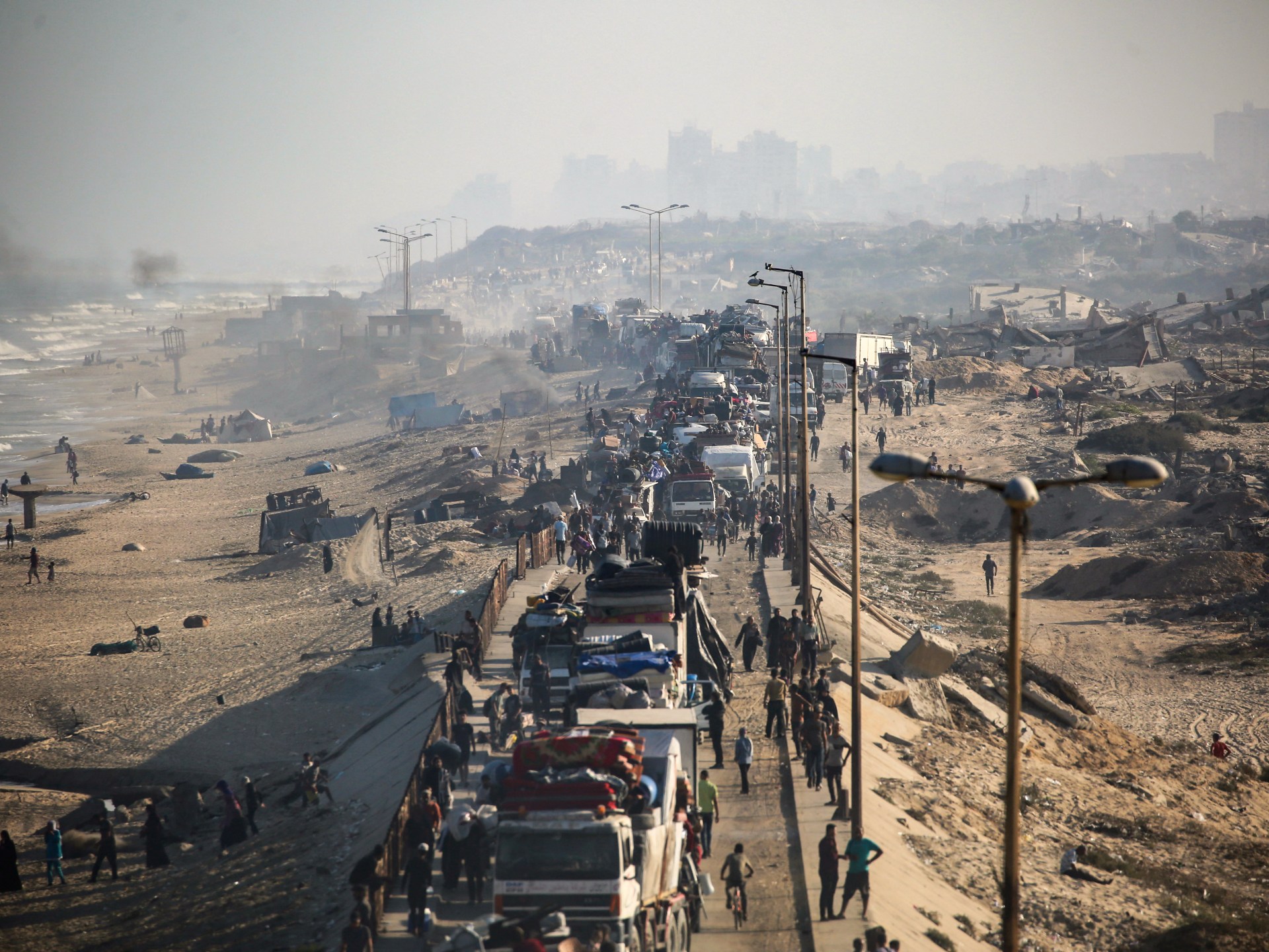 AJEnglish's tweet card. About 40,000 Palestinians leave, but countless others remain in the sights of Israel's brazen attack to seize the city.