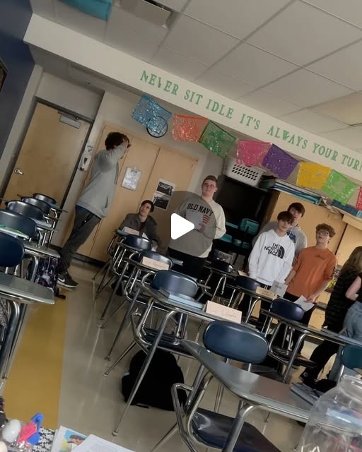 cahs_spanish's tweet card. CAHS Spanish Department (@cahsspanish) • Instagram photos and videos