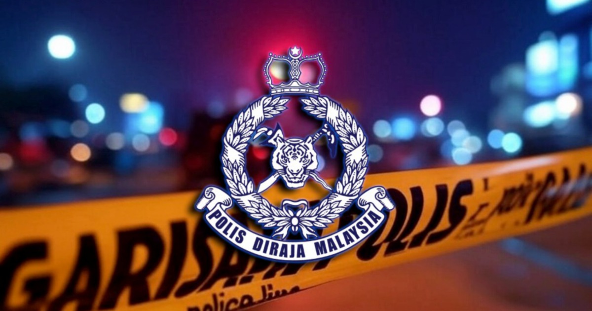 NST_Online's tweet card. MELAKA: A motorcyclist was killed after crashing into a fallen tree in Machap early this morning, becoming the first fatality linked to the impact of tropical storm Senyar.