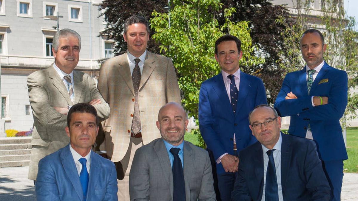 CirculoNavarra's tweet card. Han creado un consorcio empresarial para transferir al mercado cuatro familias de patentes relacionadas con nanopartículas y biocápsulas