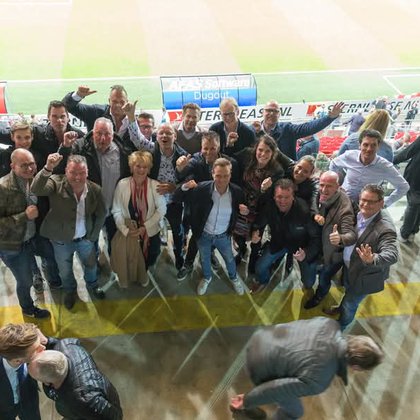 Tweet card summary image