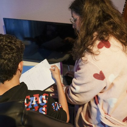 Tweet card summary image