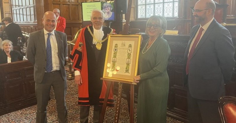 Tweet card summary image