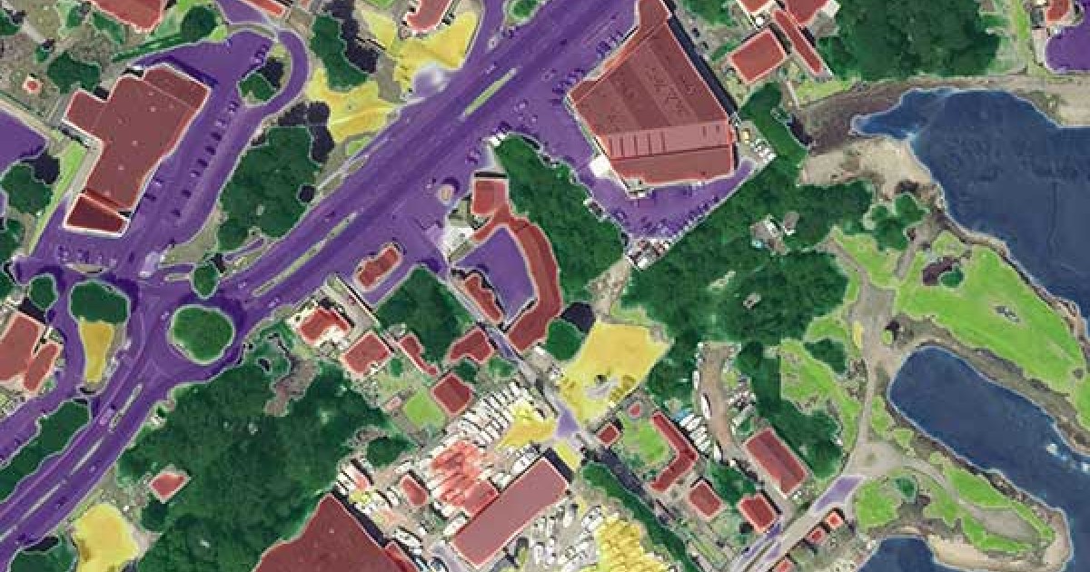 CanFre's tweet card. Pour répondre au défi de l’observation en continu du territoire par une connaissance toujours plus riche, actualisée et thématisée, l’IGN va étendre l’usage des technologies de traitement automatique...