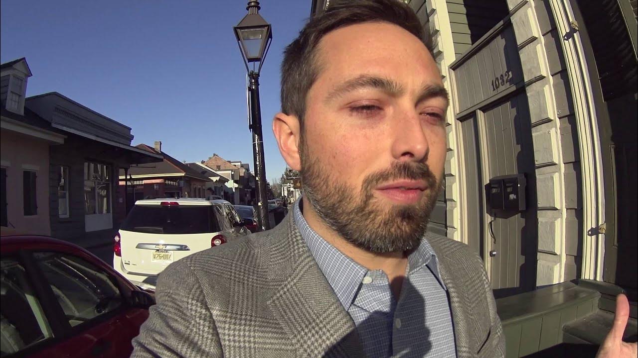 KnowledgePLists's tweet card. The Hedgehog and the Fox