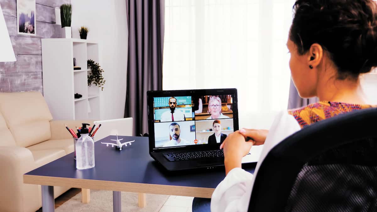 fils_de_pierre's tweet card. La tendance est particulièrement lourde dans la région de Montréal.