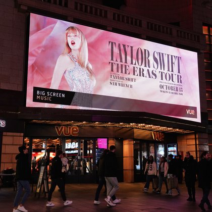 Tweet card summary image