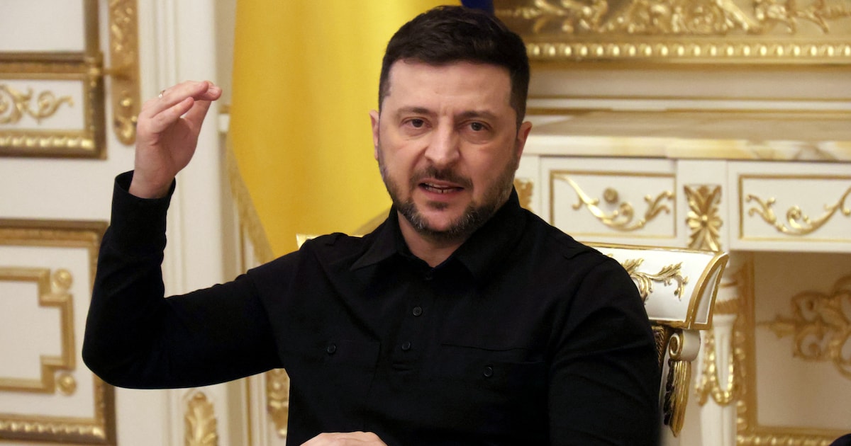 ADnl's tweet card. Oekraïners zijn diep geschokt over de omvang van een corruptieschandaal in de energiesector. Juist nu het halve land lijdt onder stroomonderbrekingen door Russische aanvallen, blijken hoge bazen hun...