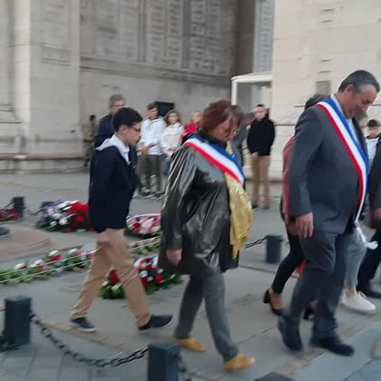 Tweet card summary image