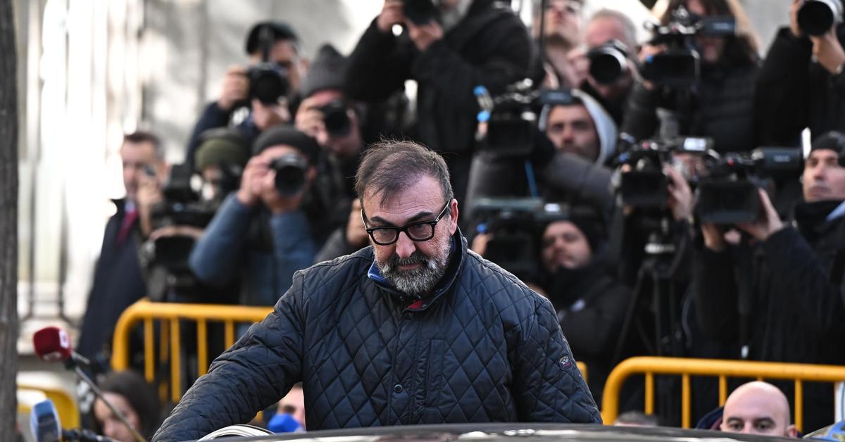 _infoLibre's tweet card. El informe de la UCO apunta a que Aldama tenía a sueldo a Koldo García para influir en su favor en diferentes administraciones