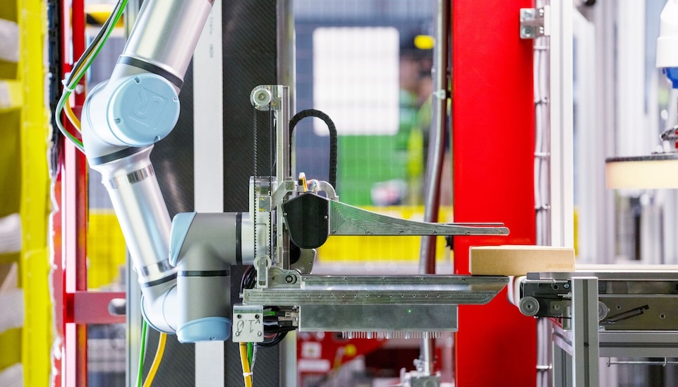 iotguide's tweet card. Dorota Shortell, CEO of Simplexity Product Development, recaps her RoboBusiness talk that shared key lessons that led to success or failure.