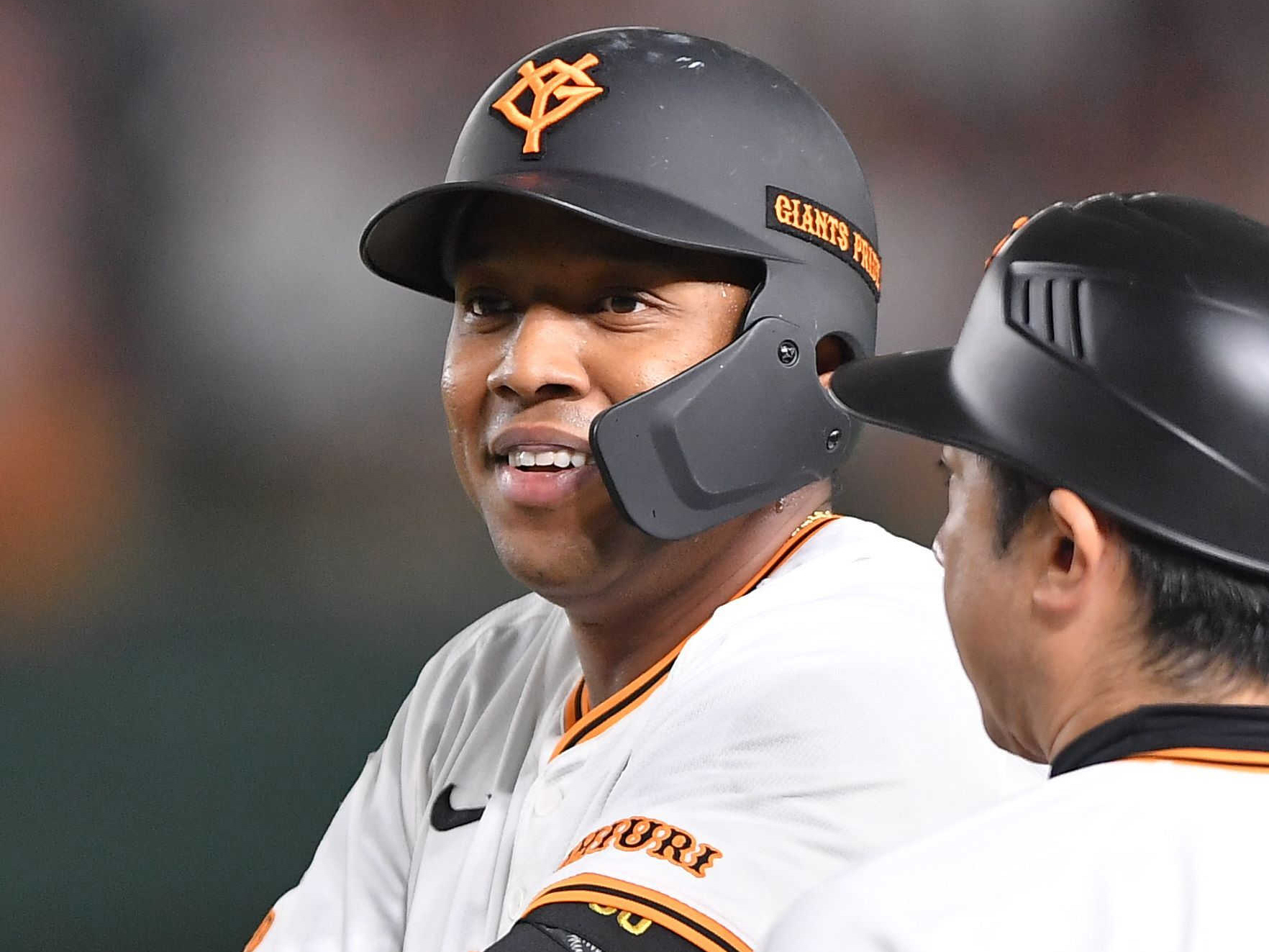 gnomotoke's tweet card. 　巨人は２８日、オコエ瑠偉外野手（２８）が自由契約になったと発表した。 　巨人はオコエと来季以降の活躍の場について話し合いを重ねた結果、オコエも球団も、海外の野球リーグなど他球団でプレーできるチャ