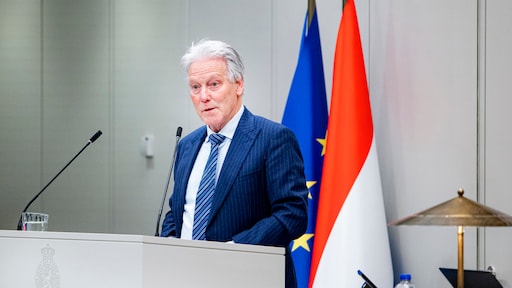 ChrisAalberts's tweet card. Arie Griffioen, Eerste Kamerlid voor de BoerBurgerBeweging (BBB), stapt over naar de D66-fractie. Dat laat hij weten in een brief aan de voorzitter van de Eerste Kamer. In de brief schrijft Griffioen...