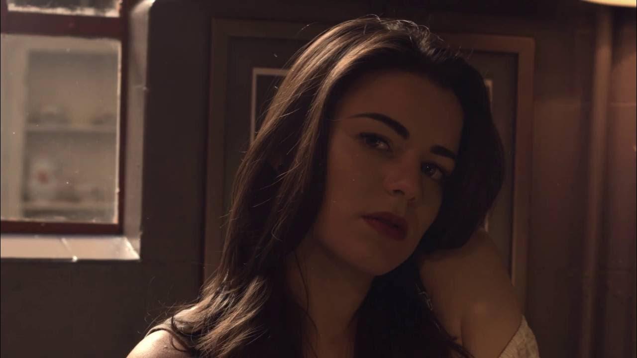 MorenoIsolina's tweet card. Melissa Galindo - Deja Que Te Bese