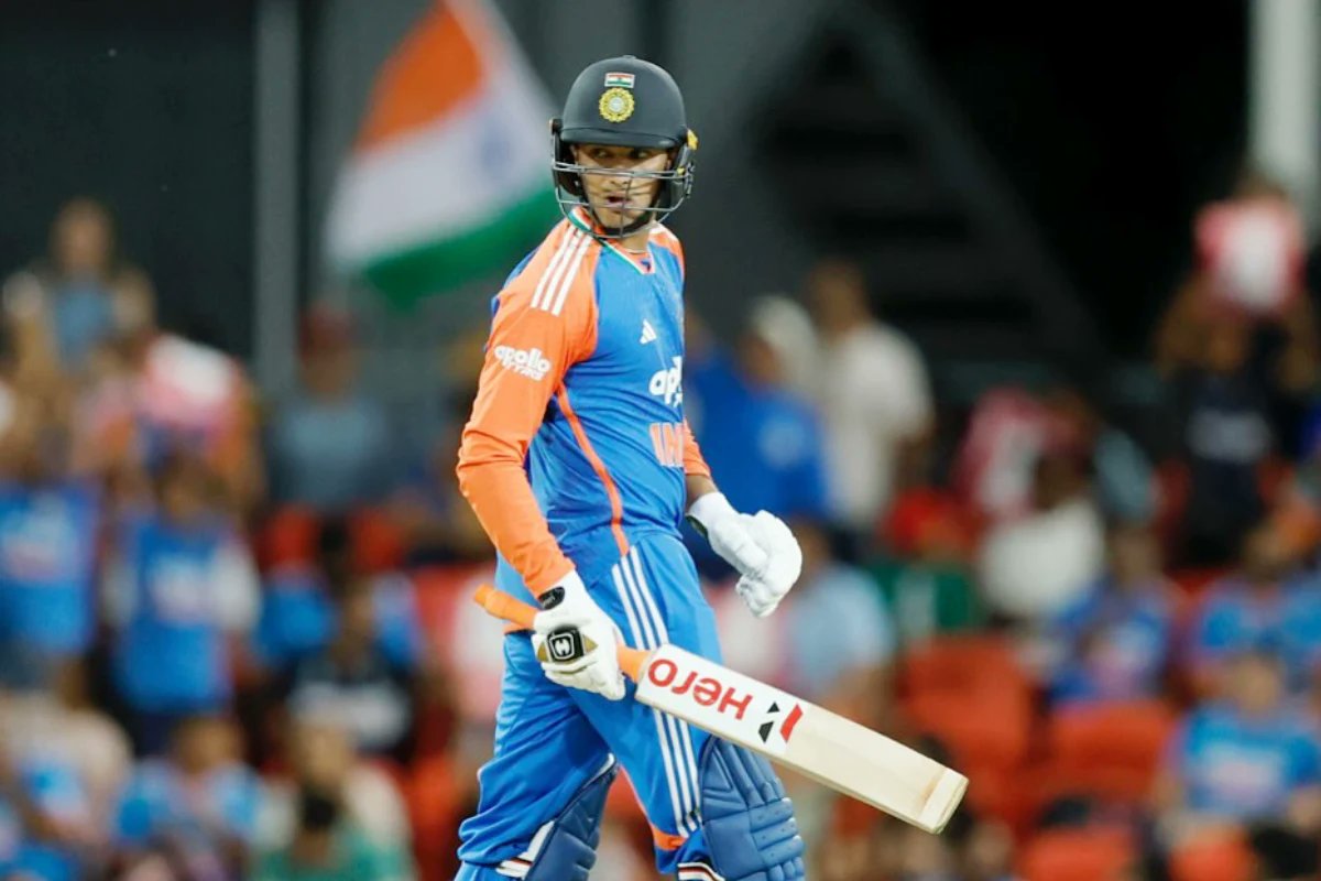 RBharatdigital's tweet card. Abhishek Sharma: पंजाब के कप्तान अभिषक शर्मा हरियाणा के खिलाफ 208 रन के पीछा में सिर्फ 6 रन बनाकर आउट हो गए। लगातार दूसरे मैच में खराब प्रदर्शन।