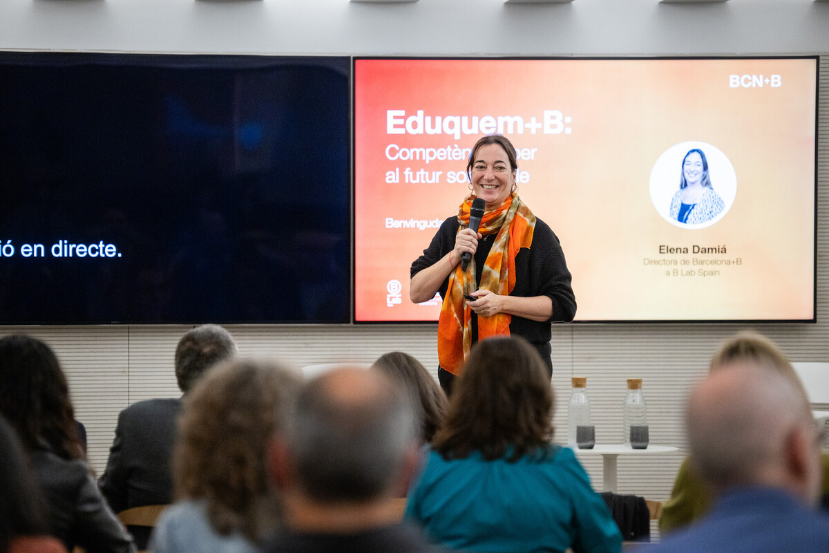 barcelonamasb's tweet card. Un estudi pioner de la iniciativa Barcelona+B, on han participat més de 2.000 alumnes de Barcelona, conclou que tot i que els adolescents estan preocupats per la sostenibilitat i el seu impacte...