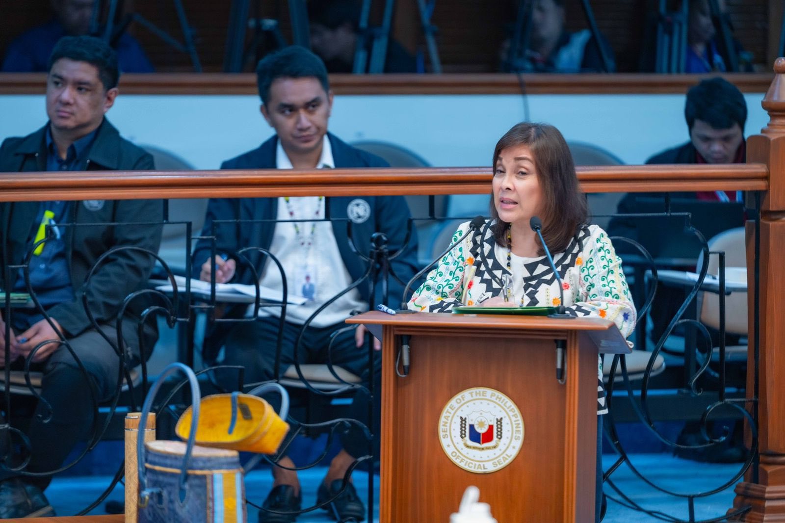 PIADesk's tweet card. Sa plenary deliberations para sa panukalang 2026 budget ng Department of Public Works and Highways (DPWH), muling iginiit ni Senador Loren Legarda ang kahalagahan ng paggamit ng nature-based soluti...