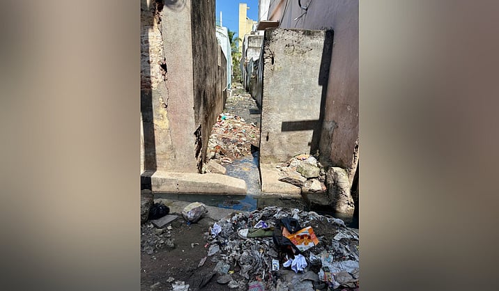 xpresstn's tweet card. VELLORE: Every time it rains, fear grips the residents of Thirumalai Reddy Street in Vellore’s Kosapet, as they have to spend hours cleaning sewage entering the