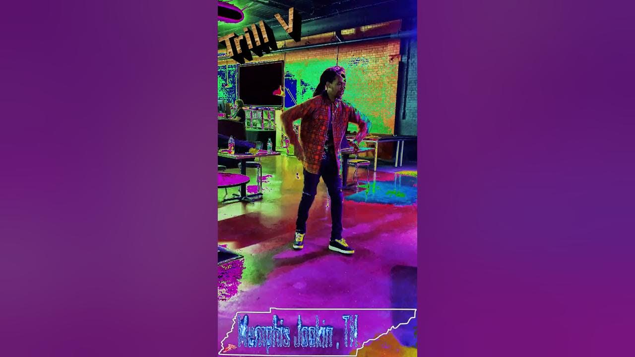 redmondwallace's tweet card. Trill V bumps every chance he gets.