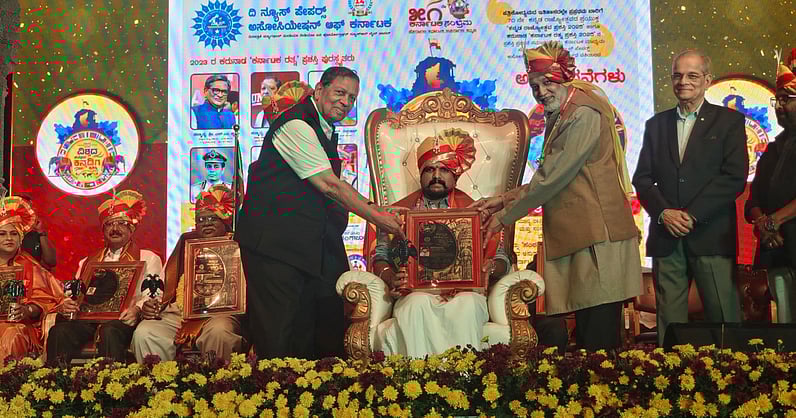 kavashivani's tweet card. The Newspapers Association of Karnataka has felicitated Puneeth Kerehalli, a murder accused and a cow vigilante, during a Kannada Rajyotsava event held on Thurs