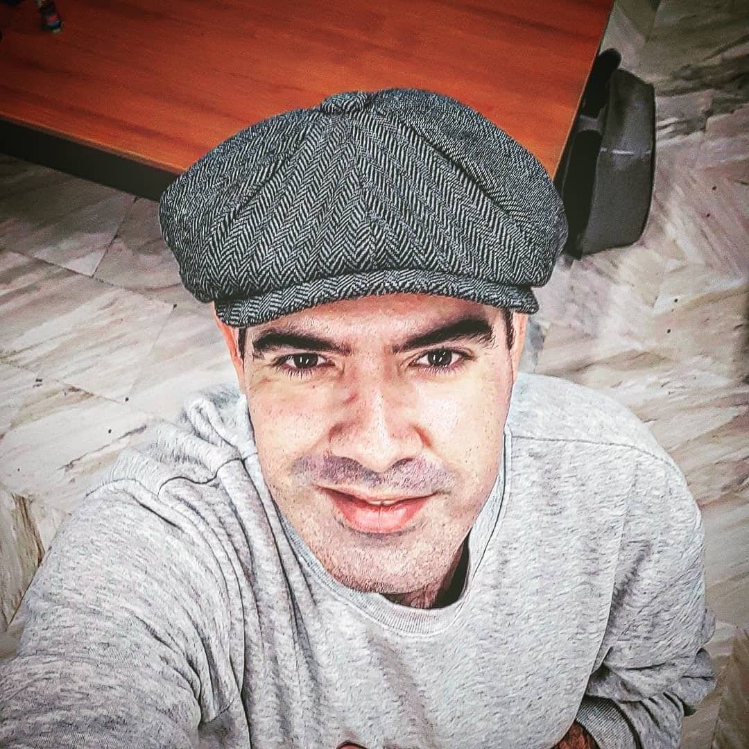 akritiko's tweet card. Degree to dev