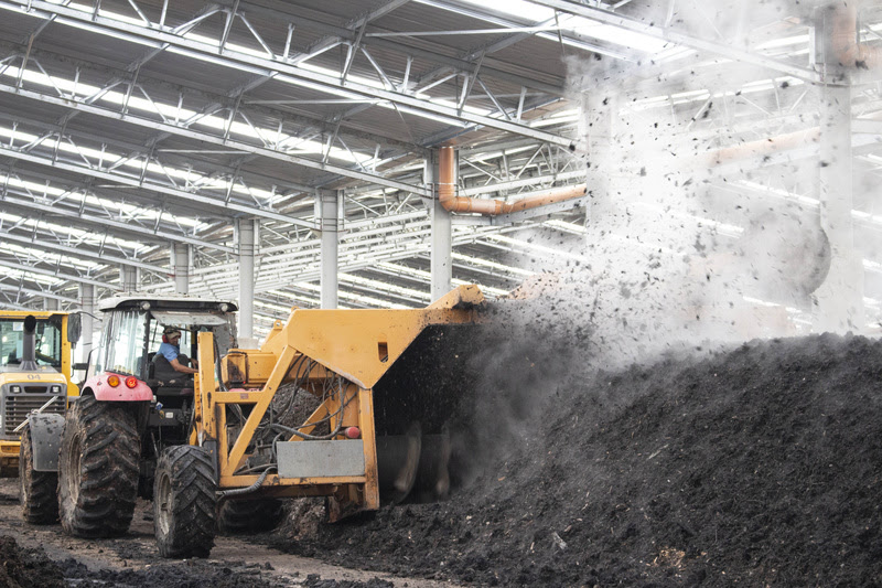 notsustentavel's tweet card. Com o novo Marco do Saneamento, que deverá aumentar de modo significativo o volume de esgotos coletados e tratados no Brasil, será fundamental ampliar o reaproveitamento do lodo.