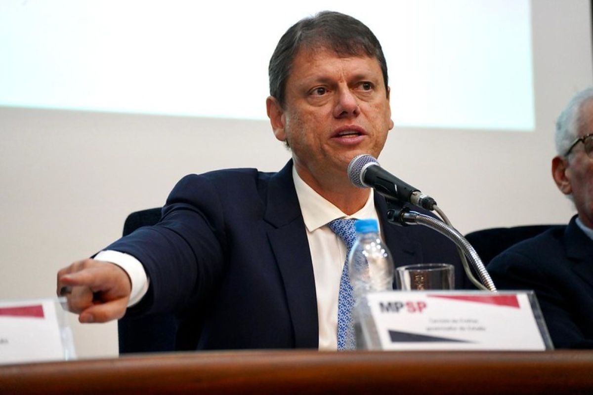 BlogdoNoblat's tweet card. Levantamento mostra que 28 empresas que somam R$ 20 bilhões em dívidas tributárias em SP foram contempladas com benefício fiscal em 2024