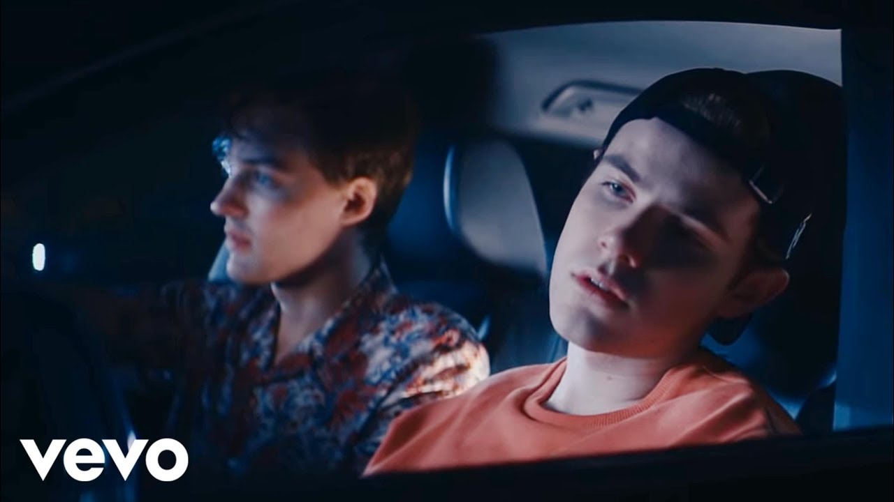 lightkeyper's tweet card. NOTD, Bea Miller - I Wanna Know