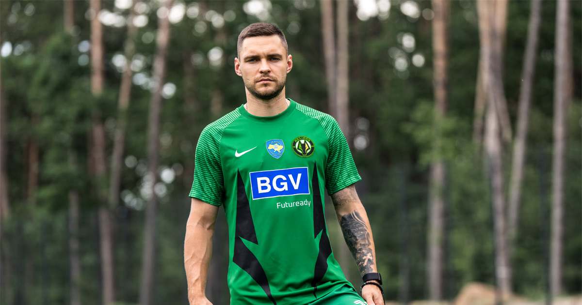 KostasExa's tweet card. Λέτε;