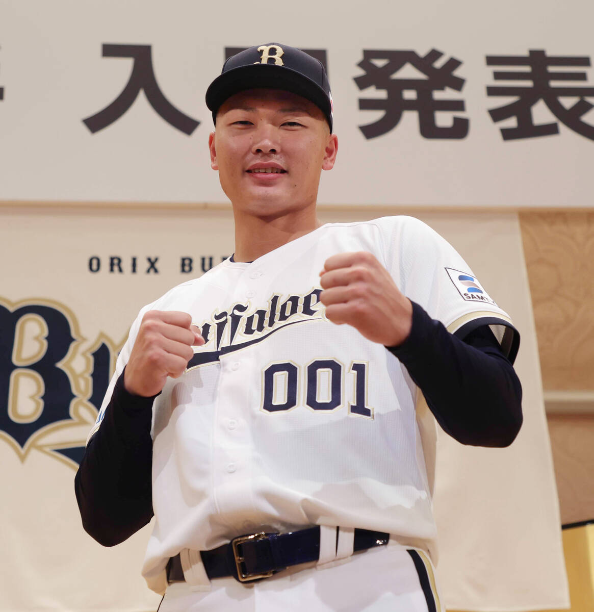 JH_bs7's tweet card. 　オリックスの新人入団会見が、大阪市内のホテルで行われた。来年７月中旬に予定されるＭＬＢドラフトを待って進路を決断する予定のドラフト６位・石川ケニー投手＝ジョージア大＝を除き、育成を含む１０選手が出