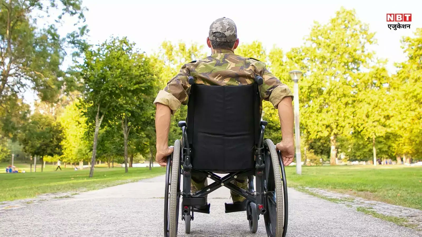 NavbharatTimes's tweet card. सुप्रीम कोर्ट ने सोमवार को केंद्र सरकार और तीनों सेनाओं से उन कैडेट्स की समस्याओं पर जवाब मांगा है, जिन्हें ट्रेनिंग के दौरान दिव्यांग होने पर सैन्य संस्थानों से मेडिकल के आधार पर बाहर कर दिया गया...