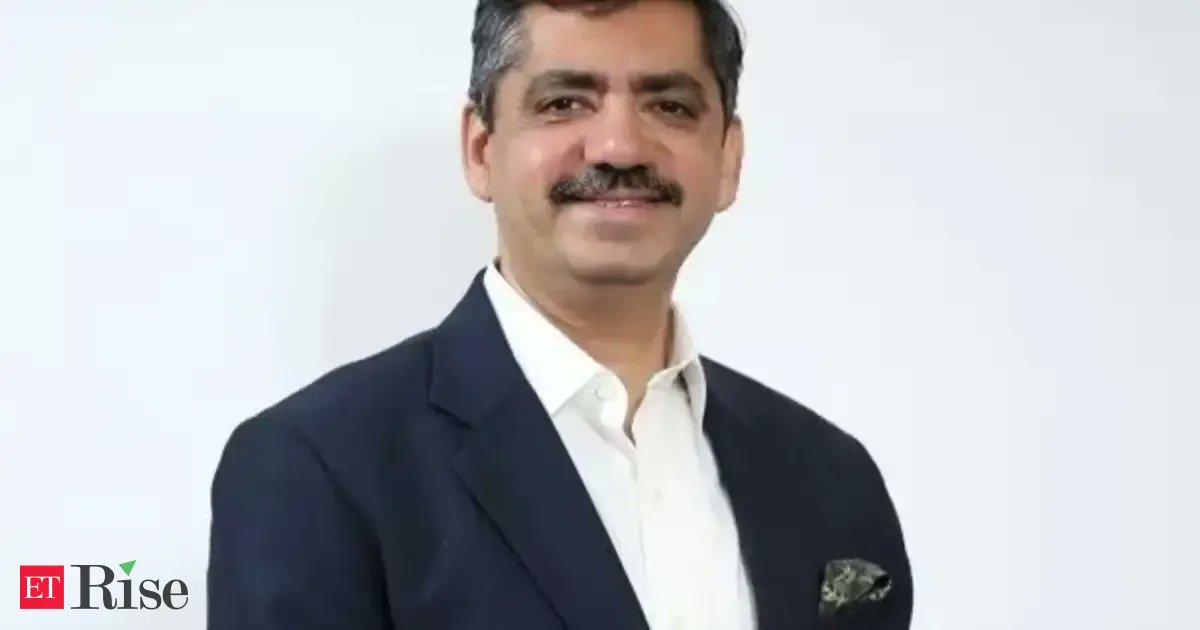 M1xchange's tweet card. M1xchange's Small-to-Small (S2S) deep-tier financing platform has surpassed Rs 100 crore in monthly transactions, enabling MSME-to-MSME financing. This innovative model allows smaller vendors to...