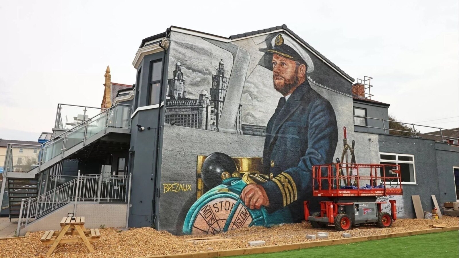 danieldaviesRPL's tweet card. Protect and Preserve the New Brighton Mural Trail