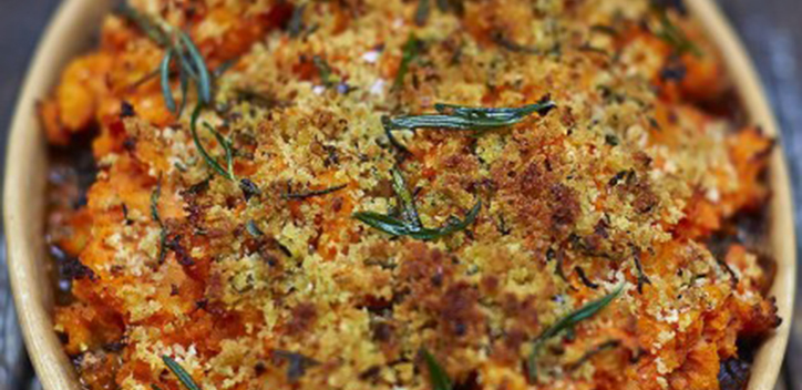 TheVeganSociety's tweet card. Steak and chips generates 10 times as much CO2e as vegan shepherds pie