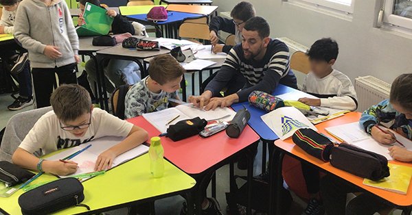 Tweet card summary image