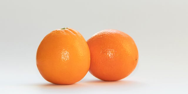 MensHealthMag's tweet card. How to know if testicular pain is serious and how to calm it down.