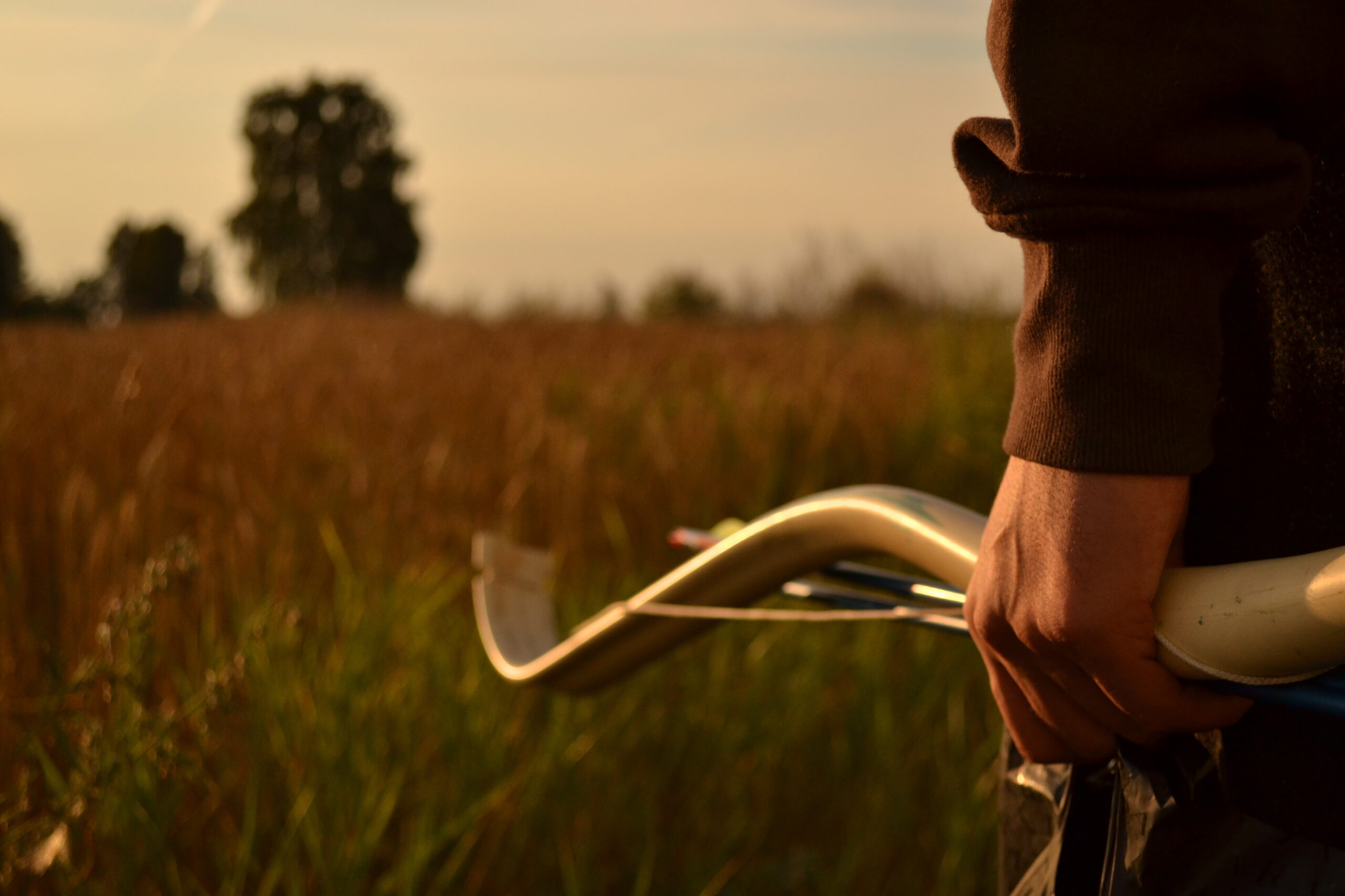 DehranNotes's tweet card. In an era dominated by technological advances, the next great war will be won by armies able to adapt when technology fails.