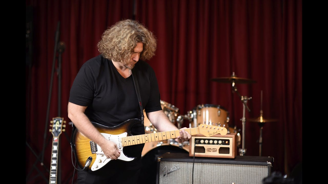 HeptodeEffects's tweet card. Heptode Leo '64 Amp Head - Demo #1