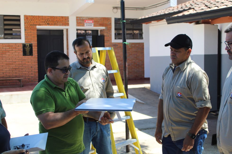 HoldingRcc's tweet card. En una entrevista con RCC Radio, Gilles García, gerente General de VOX y gerente Comercial de Copaco , explicó este