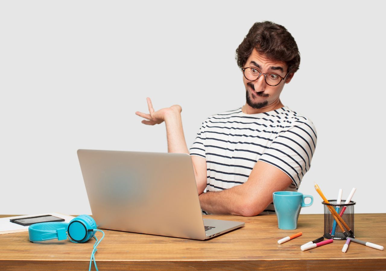 meteoredcl's tweet card. Una investigación revela que la personalización digital no solo filtra información: distorsiona cómo aprendemos y nos hace peligrosamente confiados.