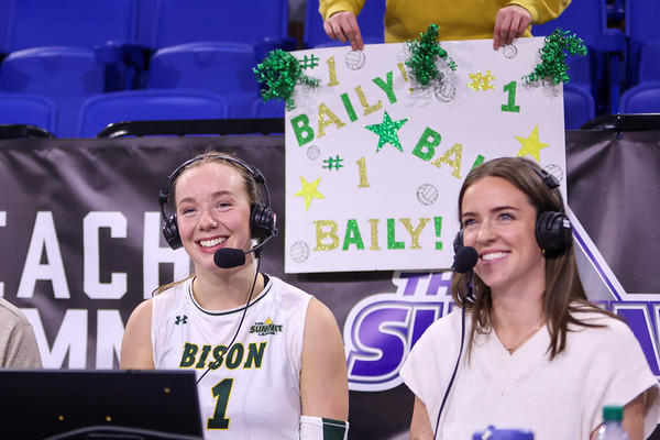 sampsonsnapshot's tweet card. North Dakota State Bison against the Denver Pioneers on November 23 at First Bank and Trust Arena for the Summit League Volleyball Championships in Brookings, South Dakota.