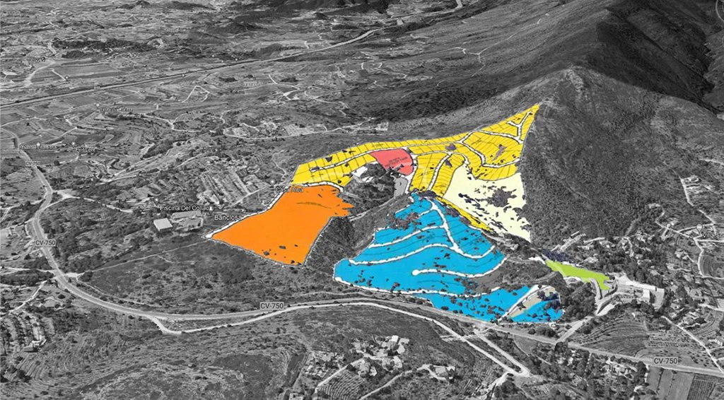 LaMarinaPlaza1's tweet card. L'Ajuntament de Xaló denuncia en un informe l'impacte del projecte de 488 vivendes al paratge de la Muntanya Llarga, que no preveu cap sistema propi de subministrament.