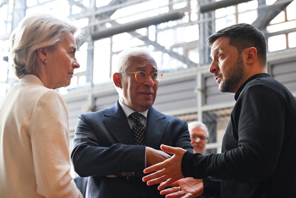 democrata_info's tweet card. Los líderes europeos abordan la crisis de la vivienda y los nuevos objetivos climáticos en una cumbre marcada por las tensiones geopolíticas y el apoyo a Ucrania