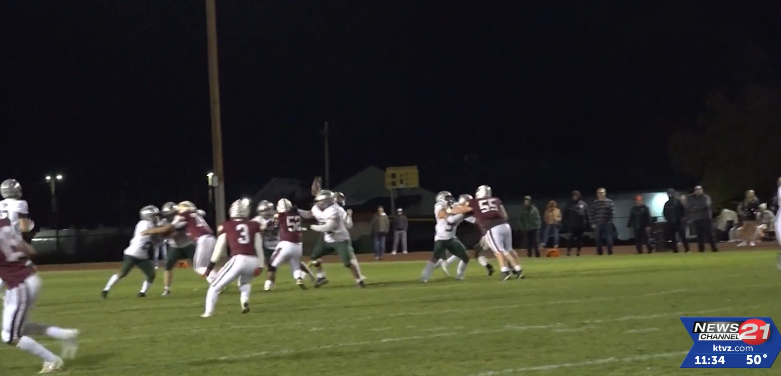 NoahChastTV's tweet card. Vote for your favorite top play!