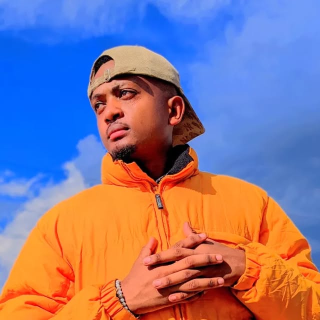 CazanovaLyon's tweet card. Sir Nova (@sirnova001) • Instagram photos and videos