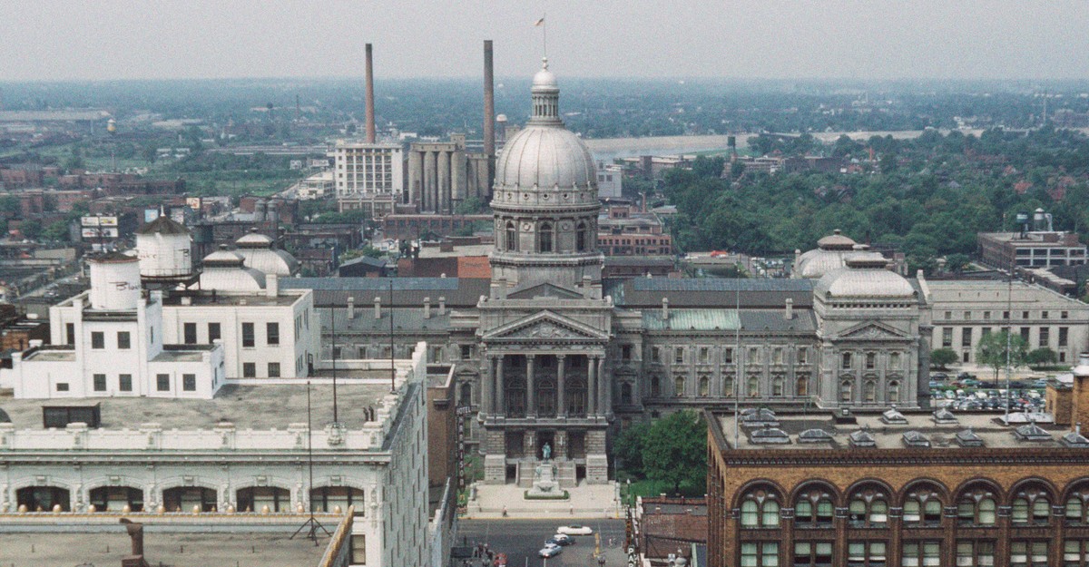 CalRegionViews's tweet card. “I’d rather my house not get firebombed.”