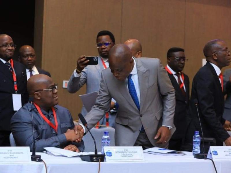 maozigabe's tweet card. Alors que la rencontre fatidique à Washington, entre le président congolais Félix Tshisekedi et son homologue rwandais Paul Kagame pointe à l’horizon pour la signature du très attendu accord de paix,...