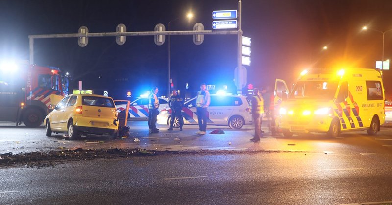 Gewonde bij ongeval op Buitenring; kruising grotendeels afgesloten