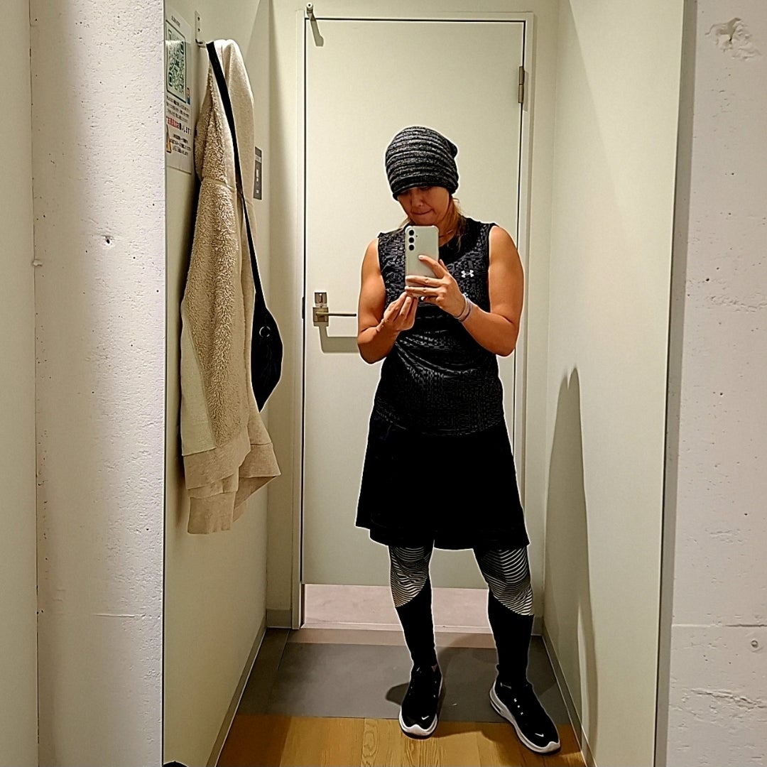 chingu76's tweet card. もう11月終わる💦はやっ！バランス悪い服装・寒いのが超苦手で…防寒服でやってきます🚴‍♂️陽が落ちるのが早くなって、4時半過ぎたらほぼ暗いので、行くか行かない…