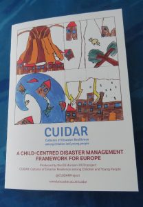 CUIDAR_PT's tweet card. Durante o decurso do projeto CUIDAR, assistimos a grandes desastres naturais na Europa, incluindo os terramotos na Itália Central, onde se perderam várias vidas em Amatrice; o incêndio traumático d…